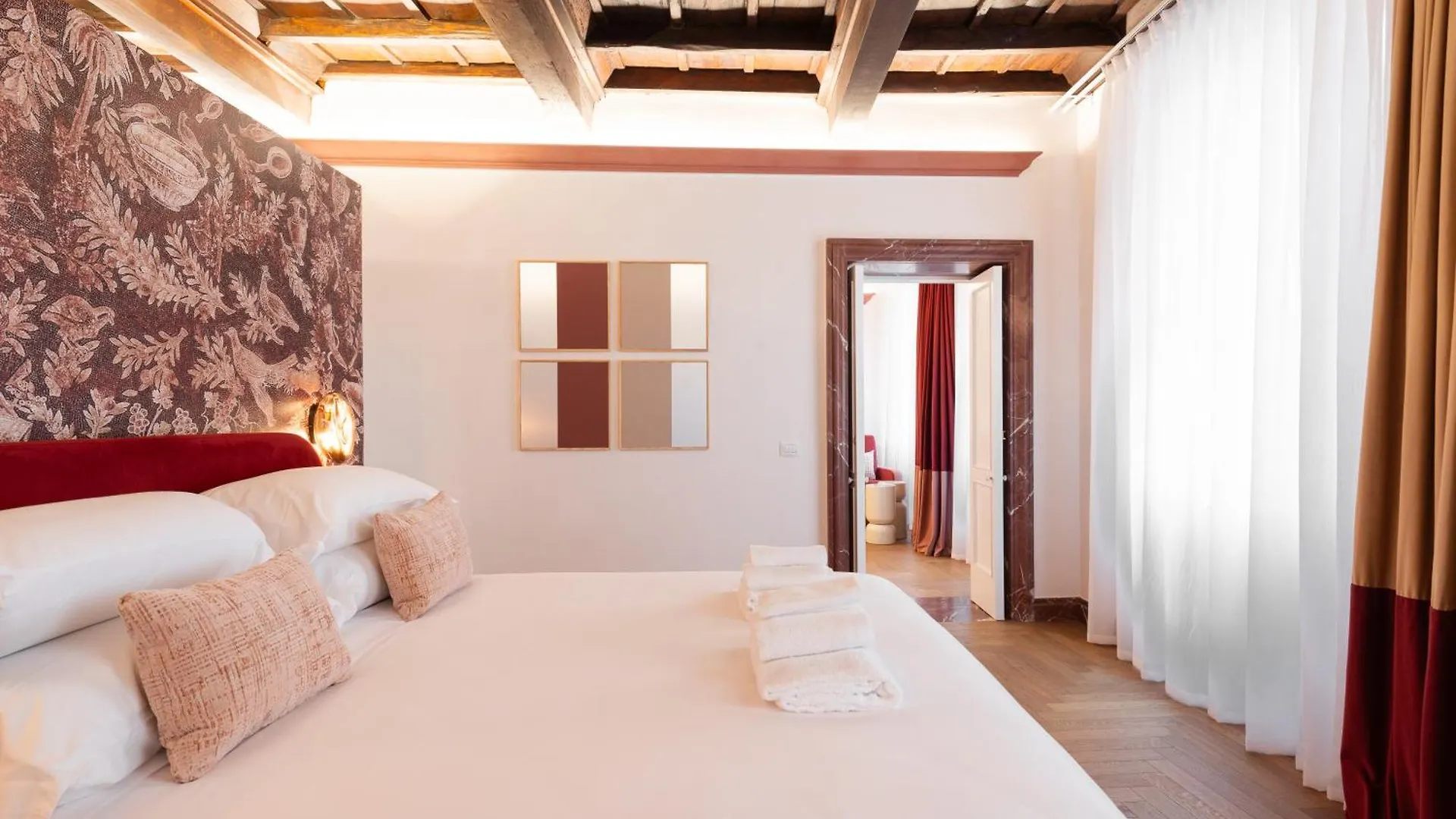 My Trevi Suite & Apartment Rome 0*,
